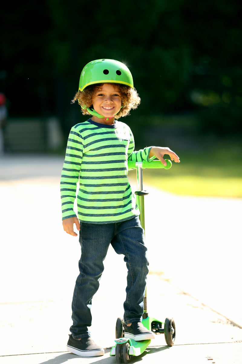 Maxi Micro Deluxe - Green - 3-Wheeled Scooter for Kids, Ages 5-12