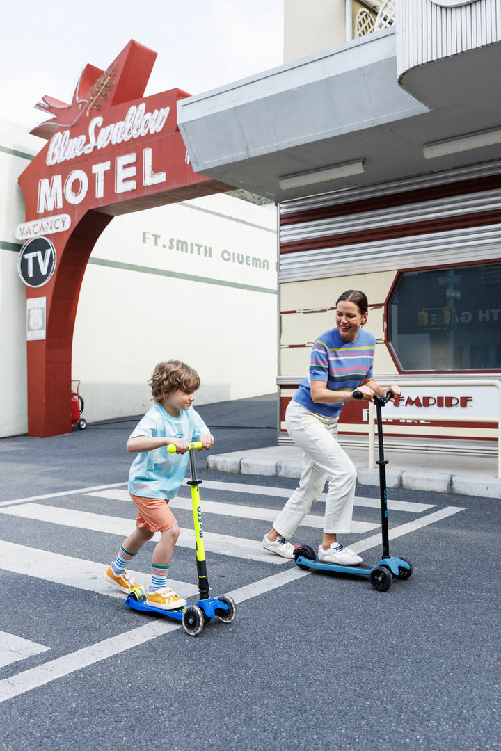 Maxi Micro Deluxe - Foldable Neon LED - Canary Yellow