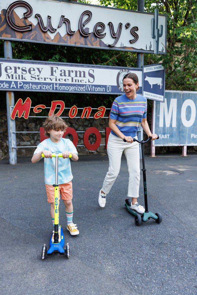 Maxi Micro Deluxe - Foldable Neon LED - Canary Yellow